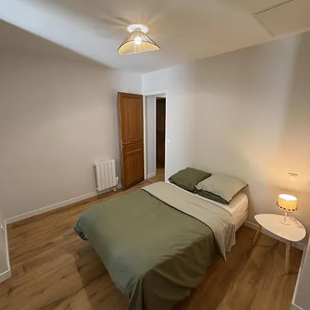 Charming 2-bedroom House In Center Millau